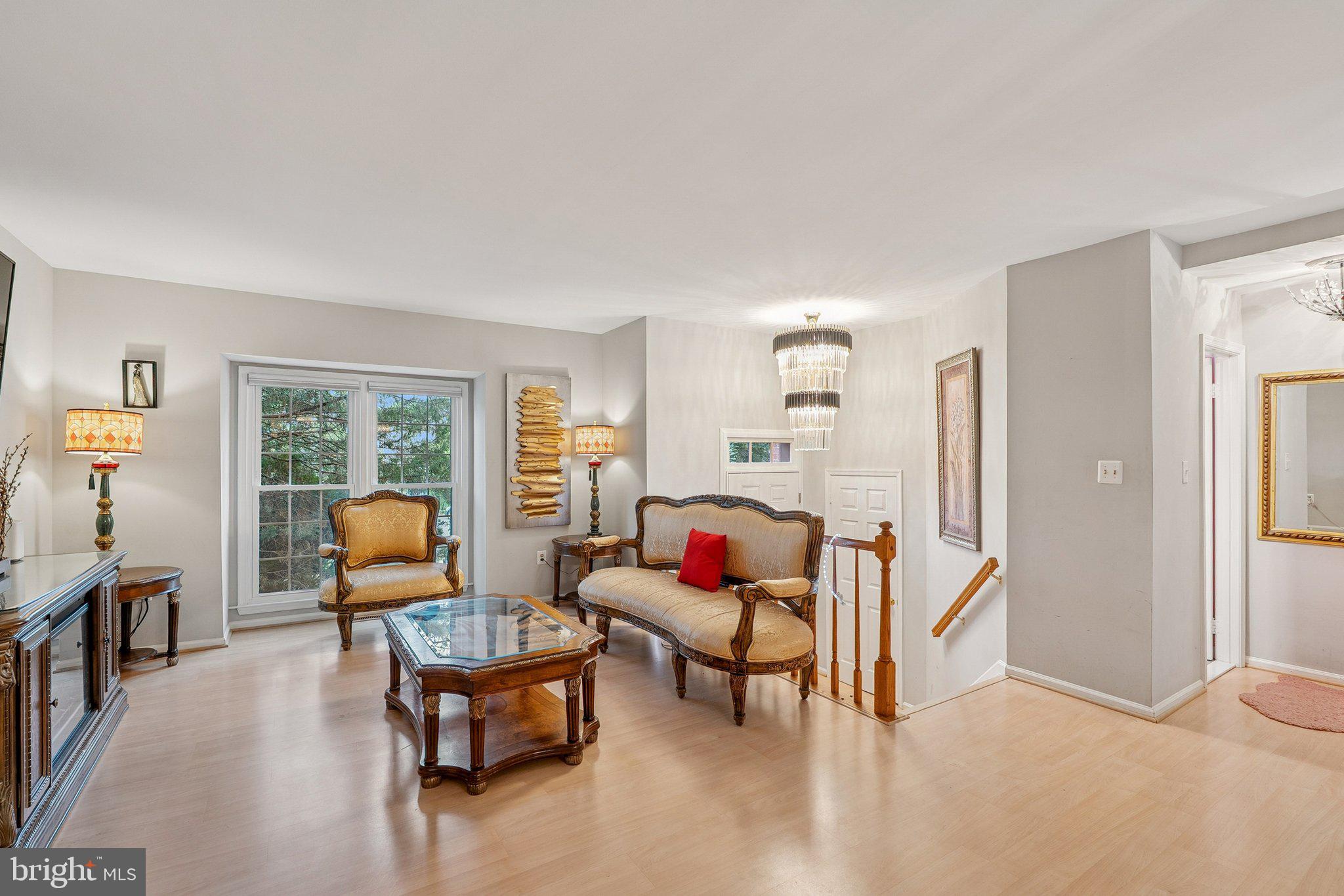 4024 NICHOLAS COURT