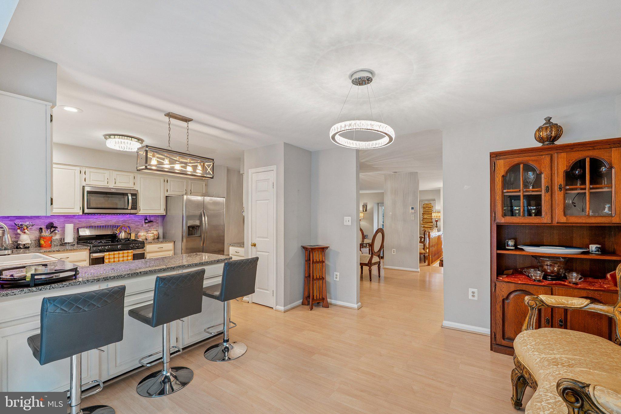 4024 NICHOLAS COURT