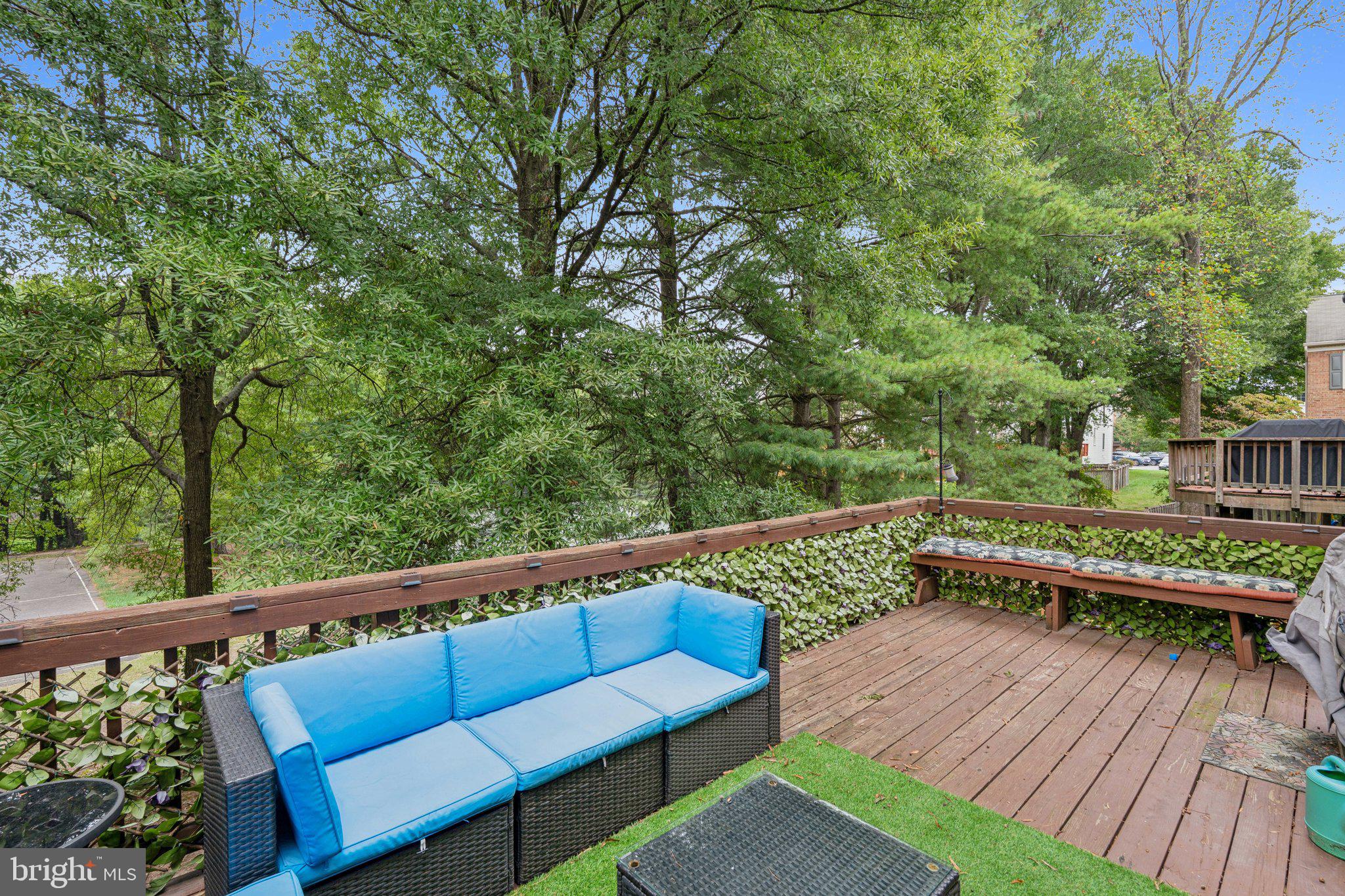 4024 NICHOLAS COURT