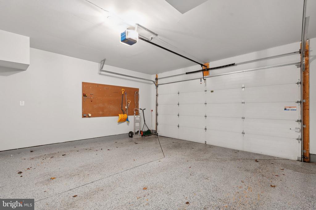 12045 OVERBRIDGE LANE