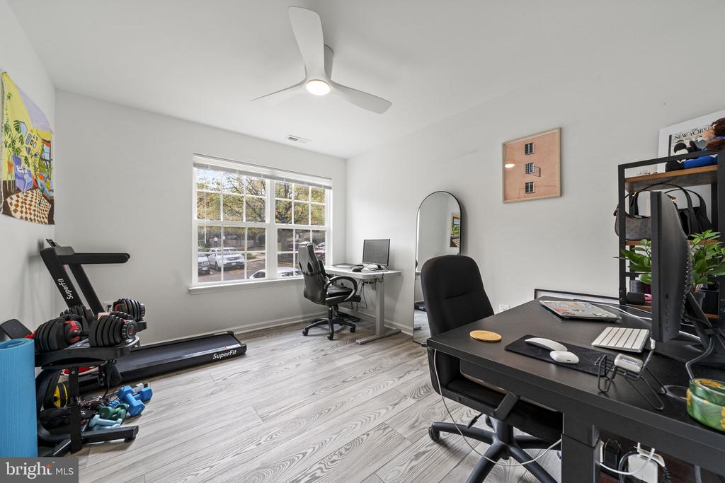 6425 RICHMOND HIGHWAY 201
