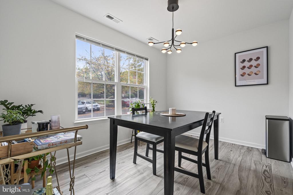6425 RICHMOND HIGHWAY 201