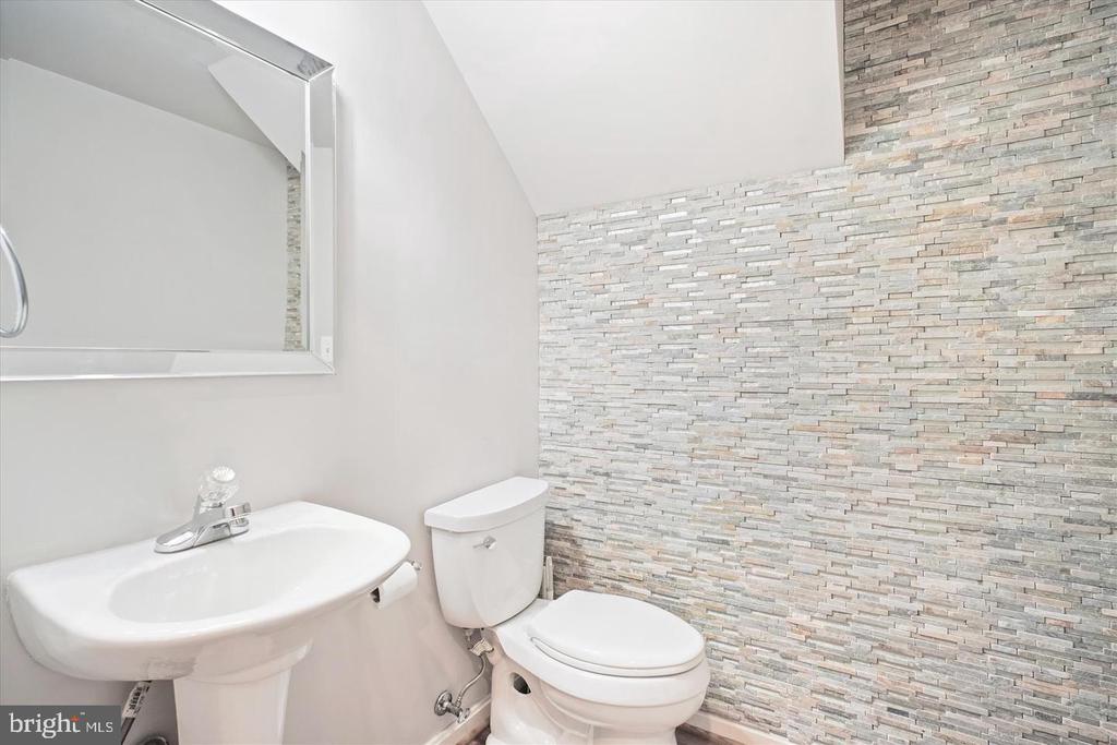 2663 MANHATTAN PLACE 310