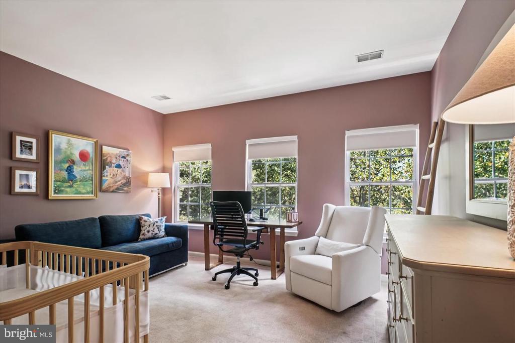 2663 MANHATTAN PLACE 310