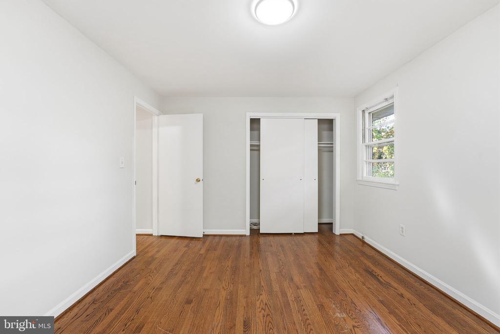 2904 SWANEE LANE