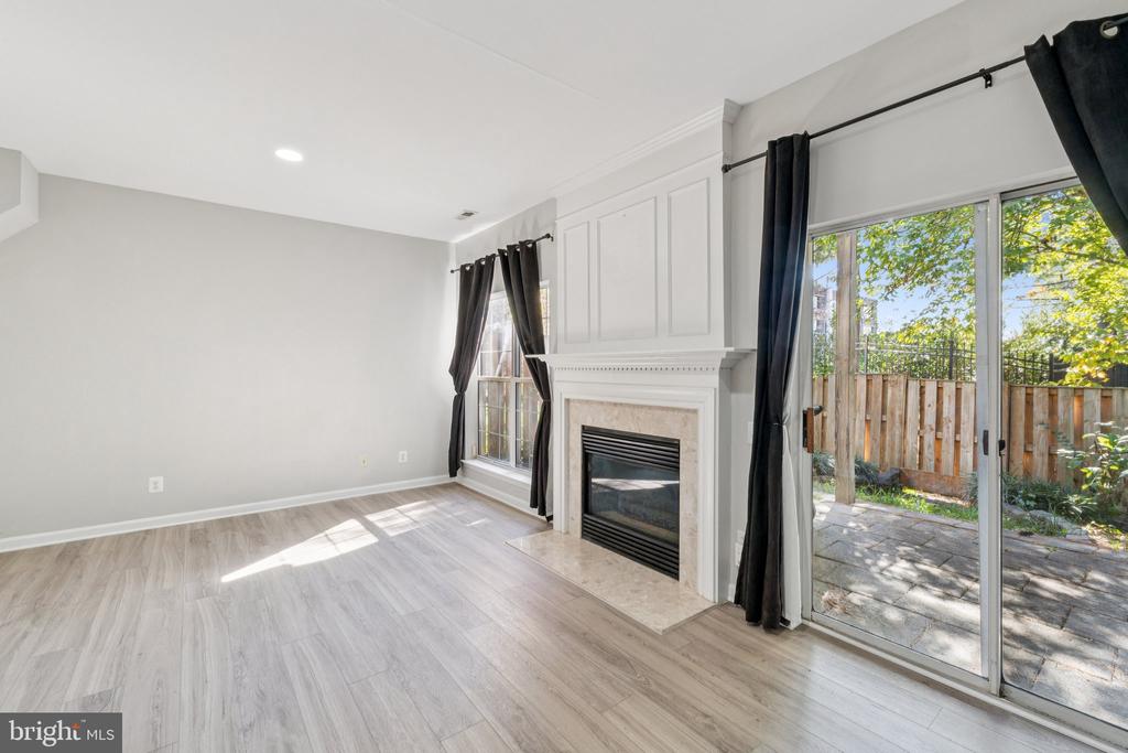 1185 CYPRESS TREE PLACE