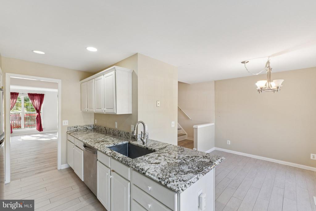 1185 CYPRESS TREE PLACE