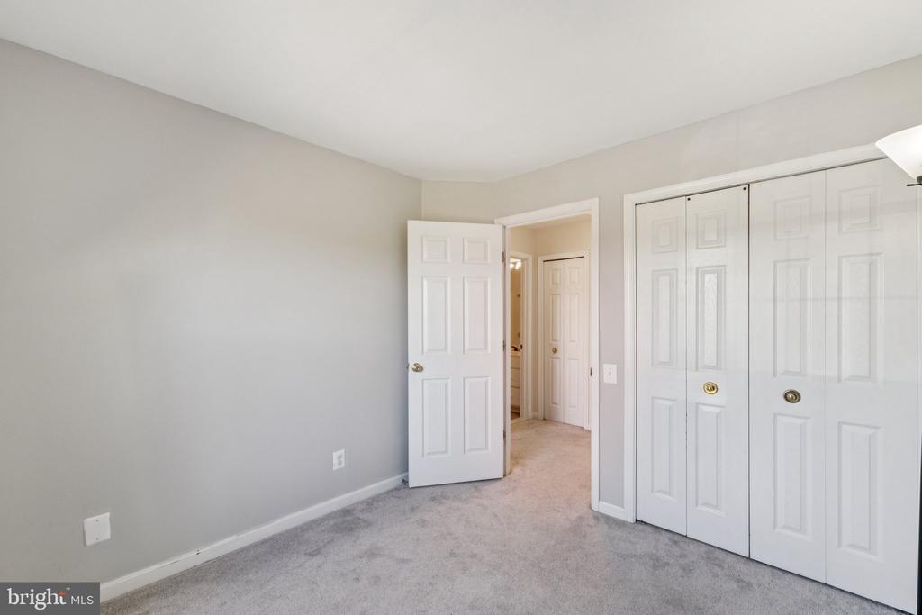 1185 CYPRESS TREE PLACE