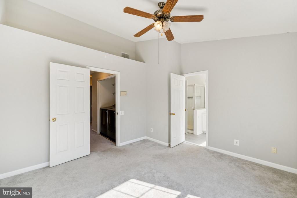 1185 CYPRESS TREE PLACE