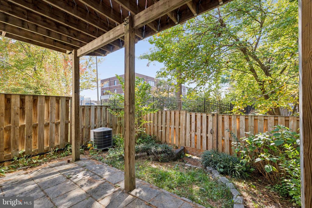 1185 CYPRESS TREE PLACE