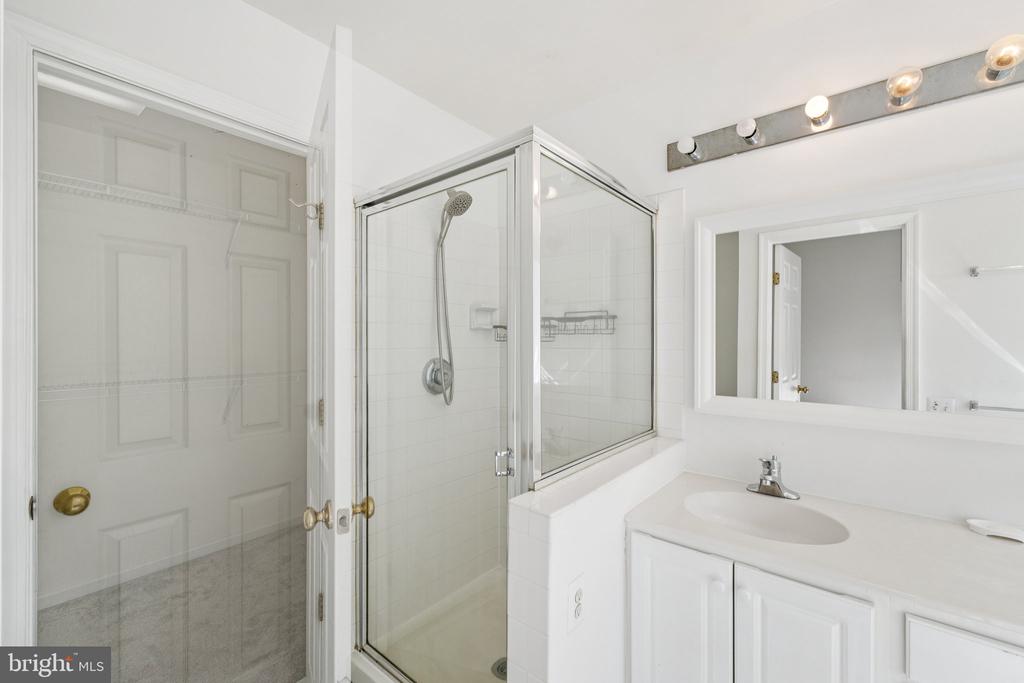 1185 CYPRESS TREE PLACE