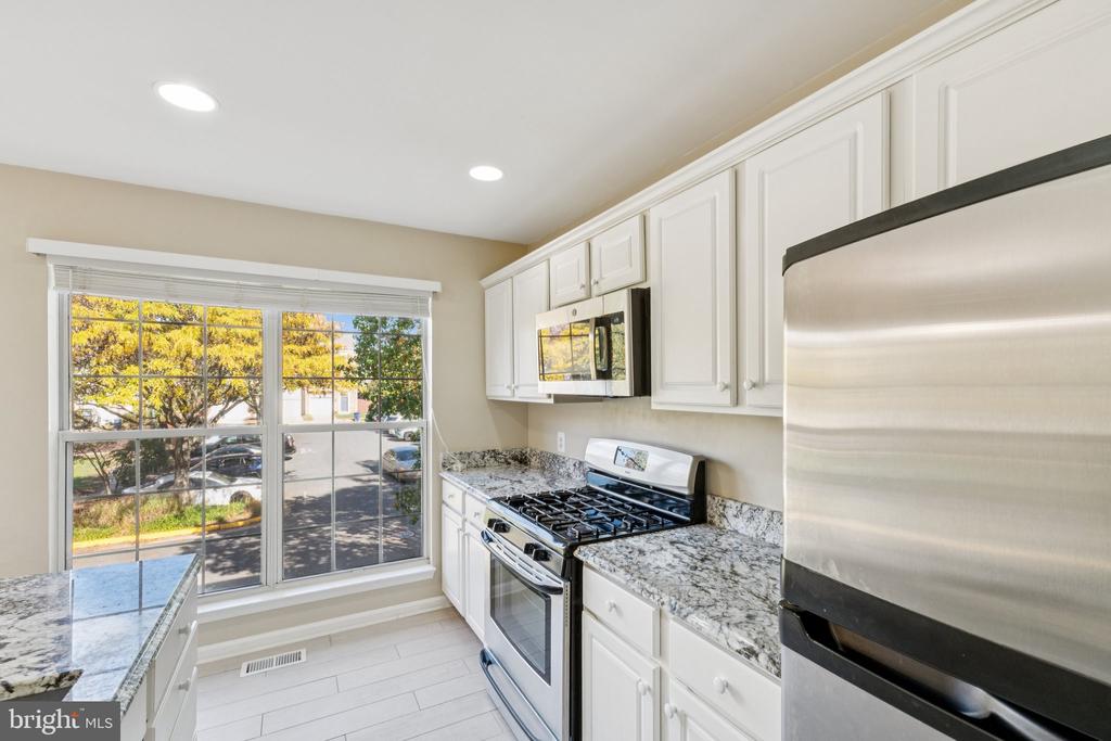 1185 CYPRESS TREE PLACE