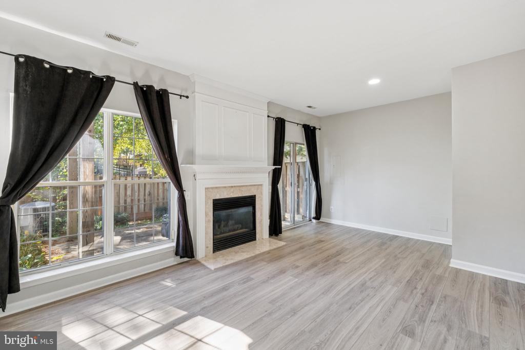1185 CYPRESS TREE PLACE