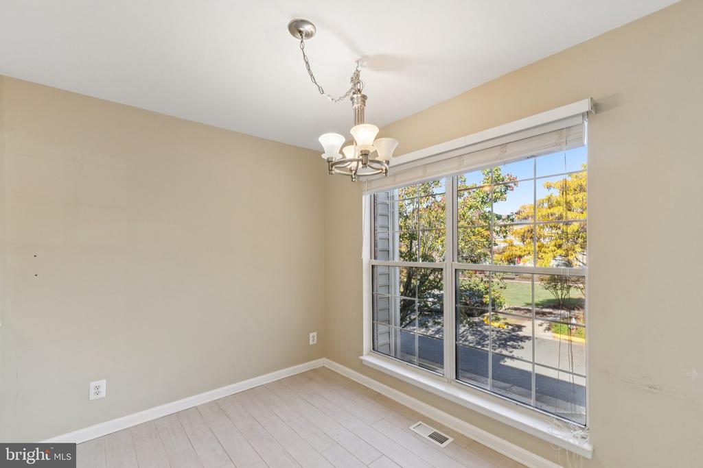 1185 CYPRESS TREE PLACE