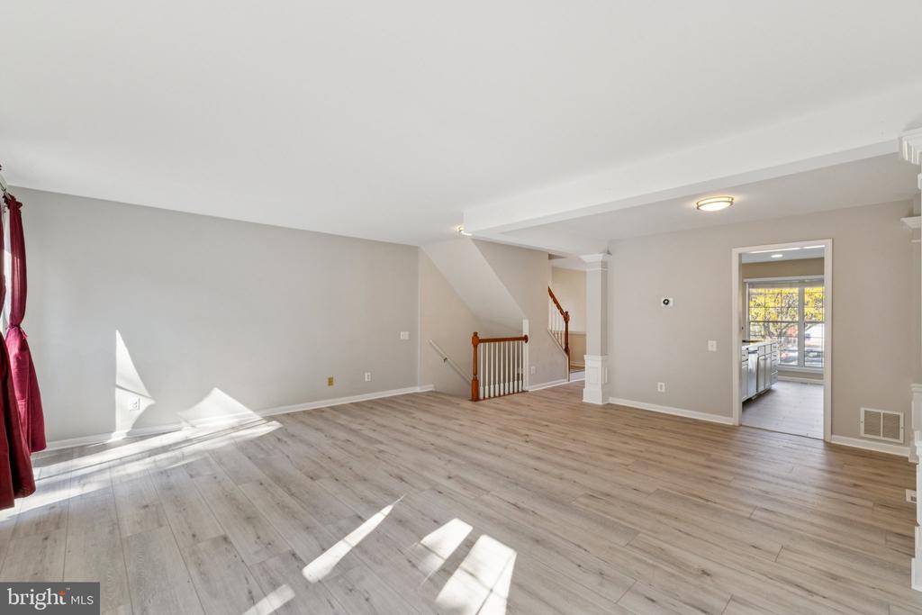 1185 CYPRESS TREE PLACE