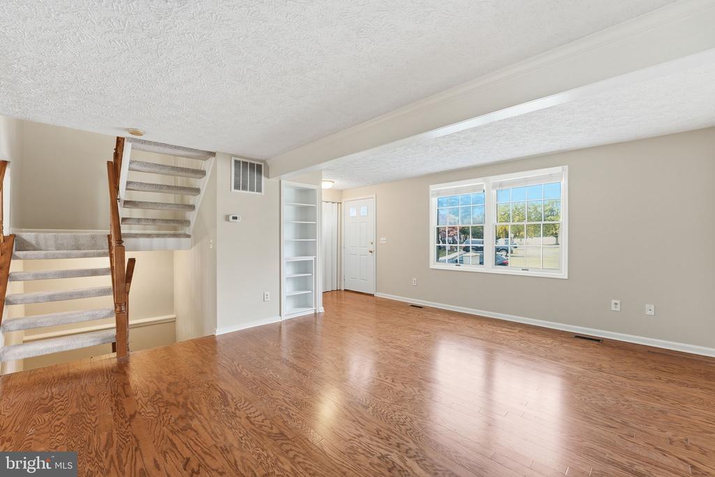 1118 CASPER DRIVE