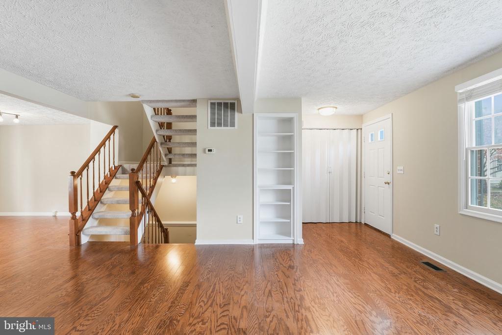 1118 CASPER DRIVE