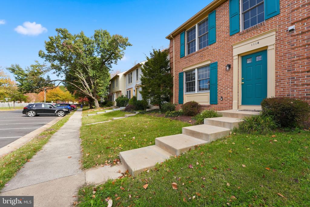 1118 CASPER DRIVE