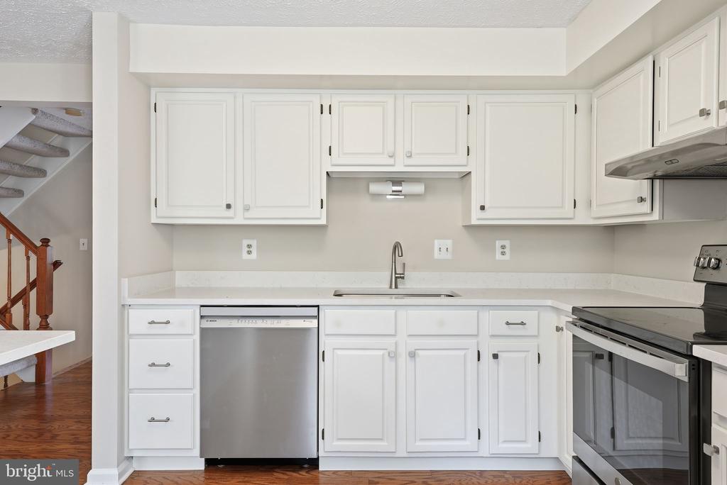 1118 CASPER DRIVE