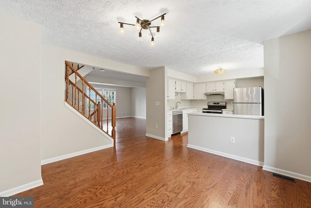 1118 CASPER DRIVE