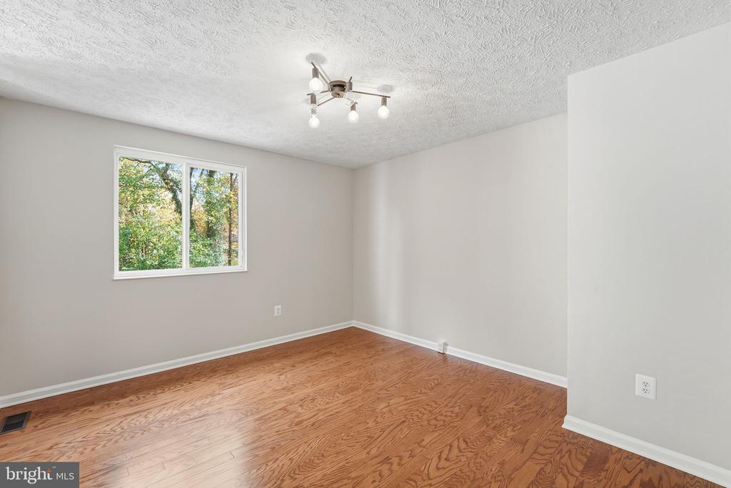 1118 CASPER DRIVE