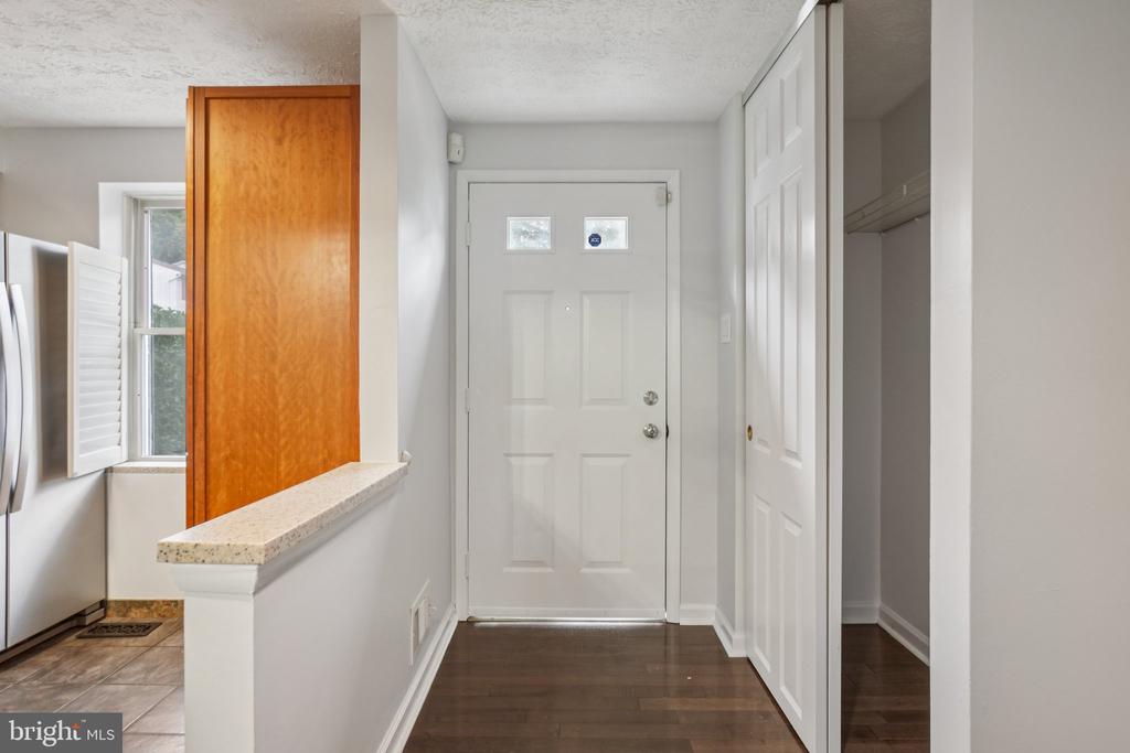 8474 SUGAR CREEK LANE