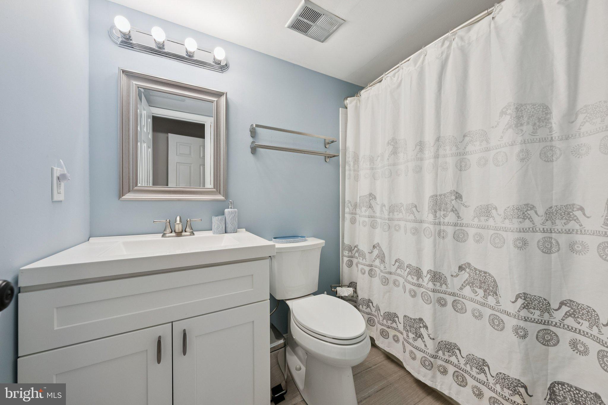 7307 CASTLEBERG COURT