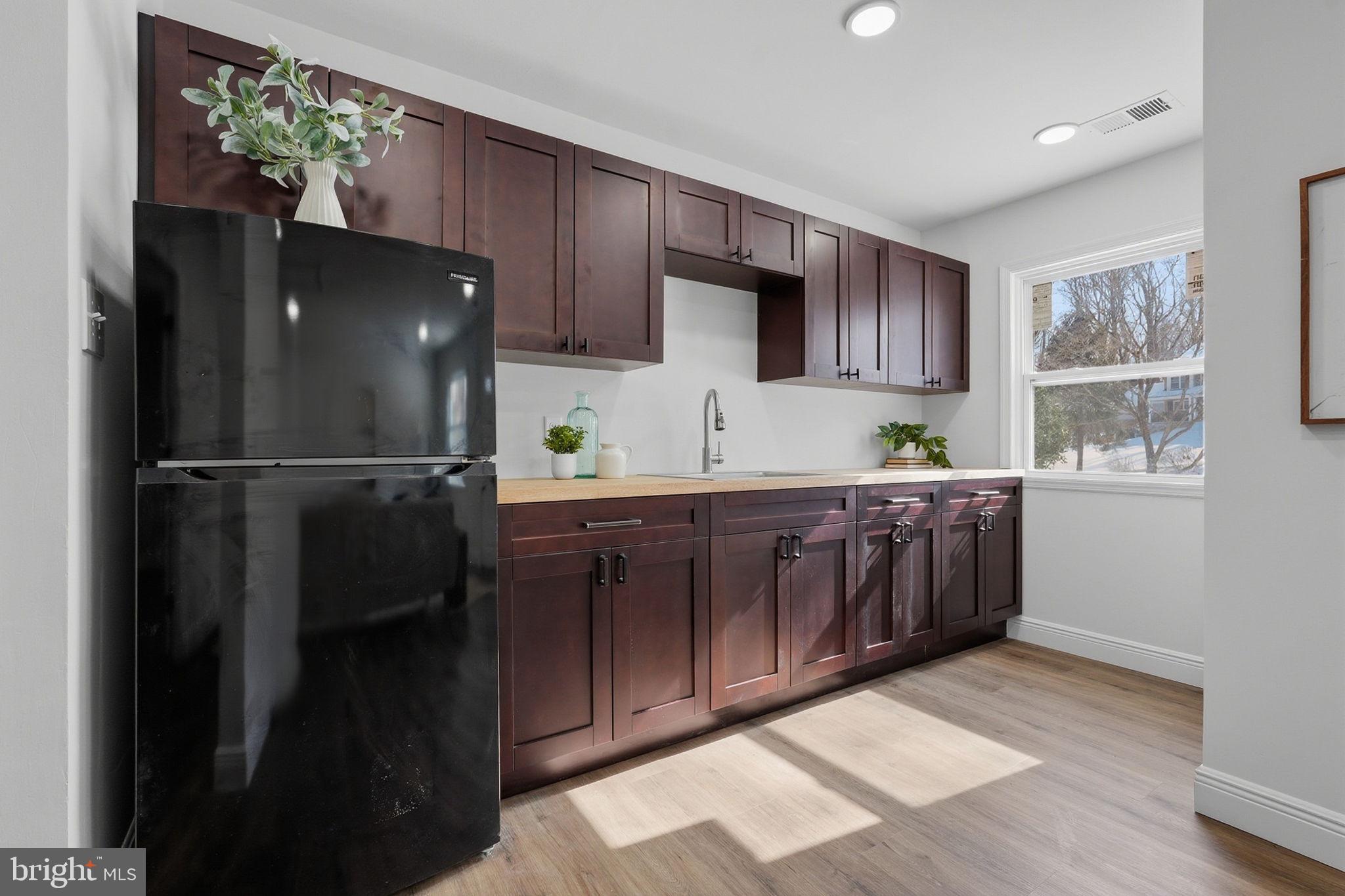 5909 ONE PENNY DRIVE