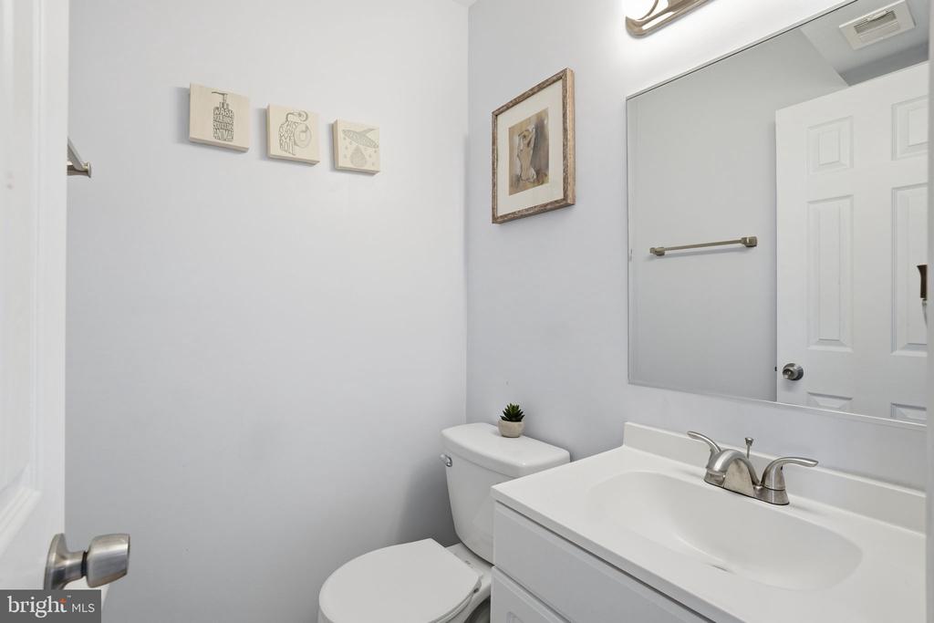 9175 BROKEN OAK PLACE 39B