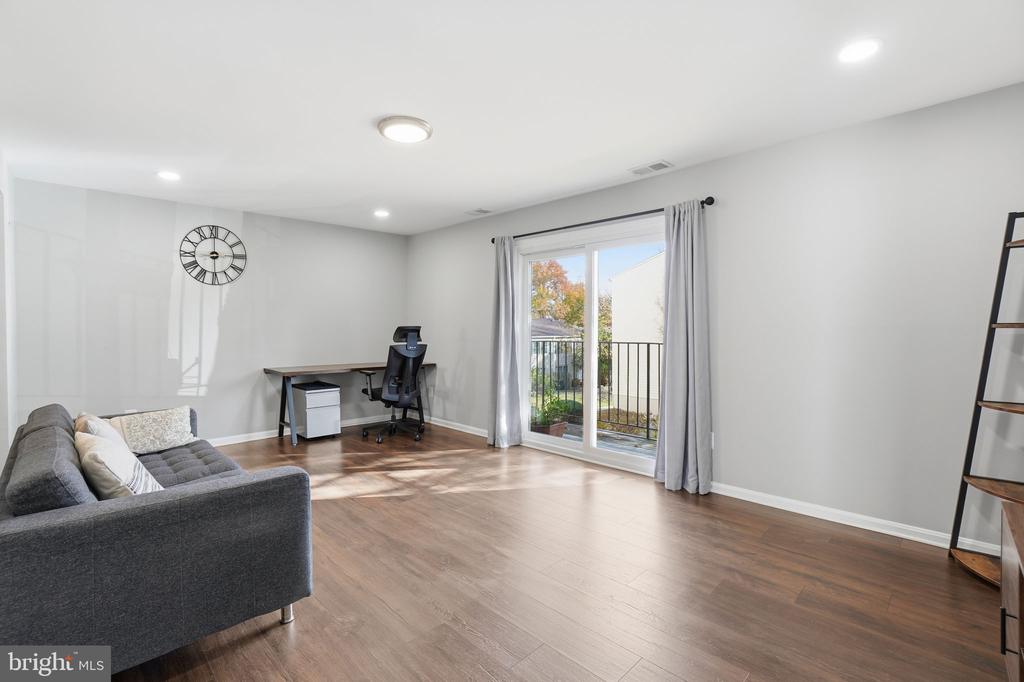 9175 BROKEN OAK PLACE 39B