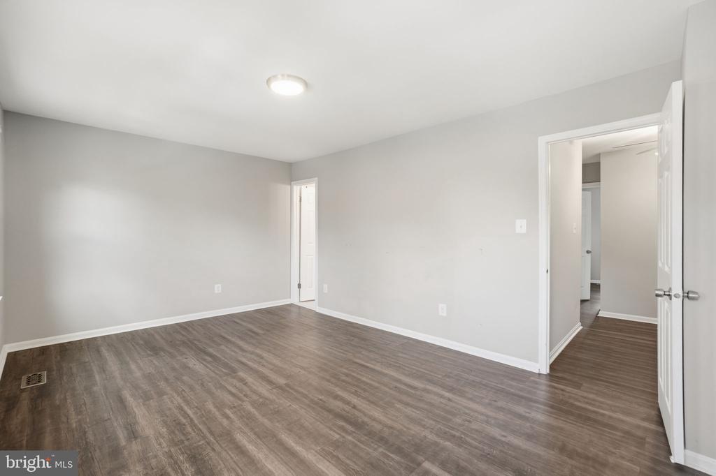 9175 BROKEN OAK PLACE 39B