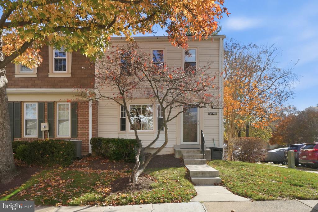 9175 BROKEN OAK PLACE 39B