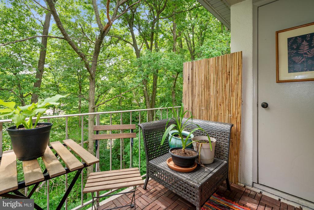 5907 KINGSFORD ROAD G 400
