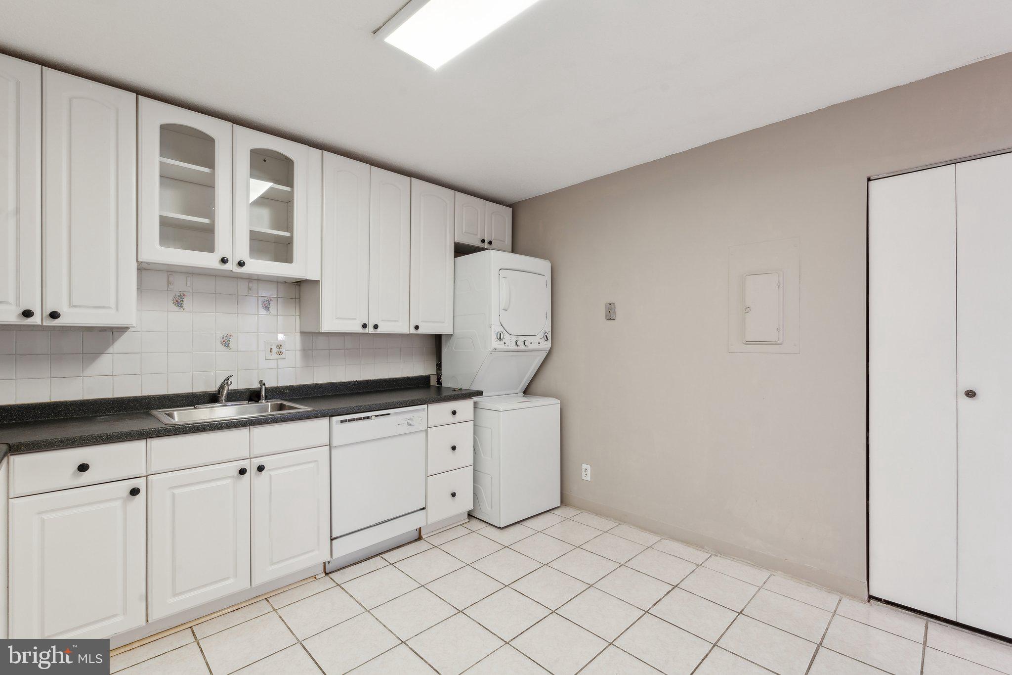 8340 GREENSBORO DRIVE 401
