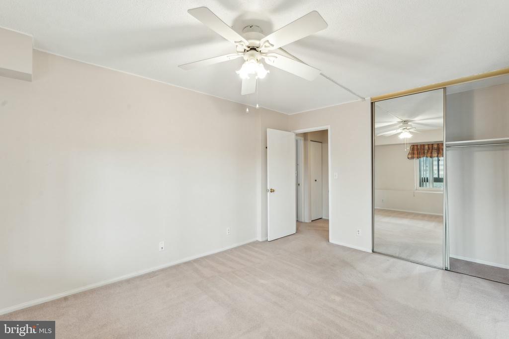 8340 GREENSBORO DRIVE 401