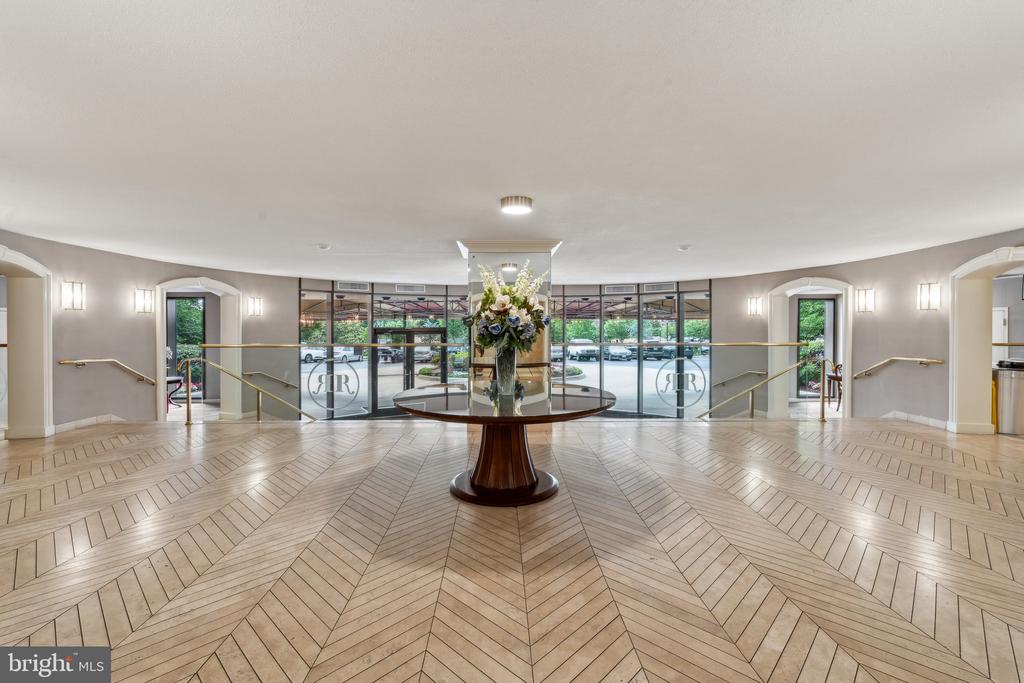 8340 GREENSBORO DRIVE 401