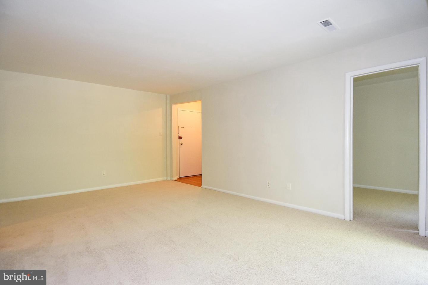 3302 WOODBURN VILLAGE DRIVE 23