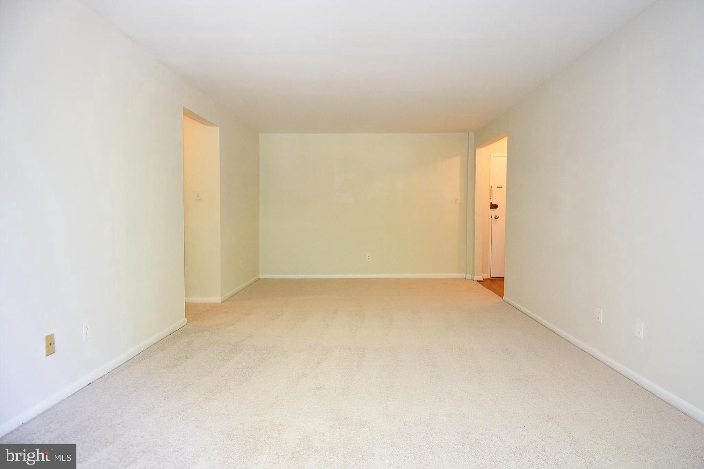 3302 WOODBURN VILLAGE DRIVE 23