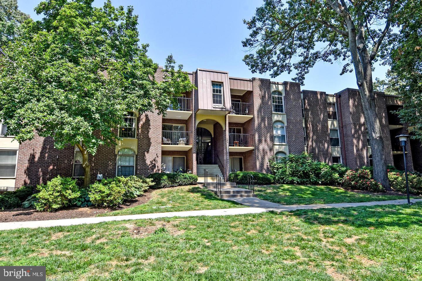 3302 WOODBURN VILLAGE DRIVE 23