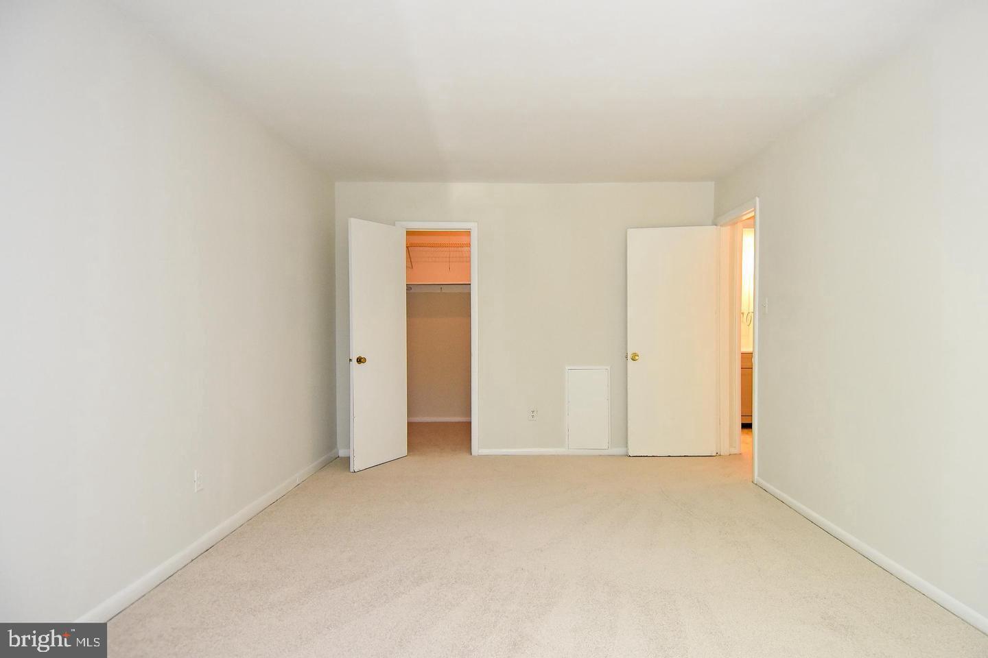 3302 WOODBURN VILLAGE DRIVE 23