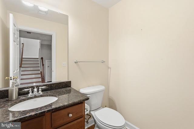 7976 VIGNE COURT