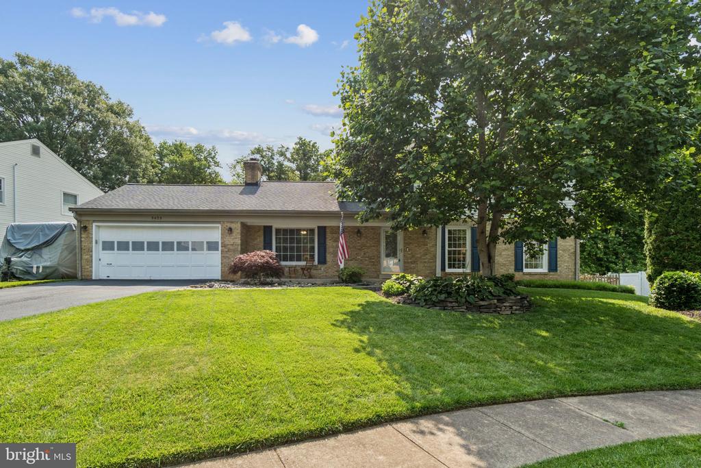 5405 FRANCY ADAMS COURT