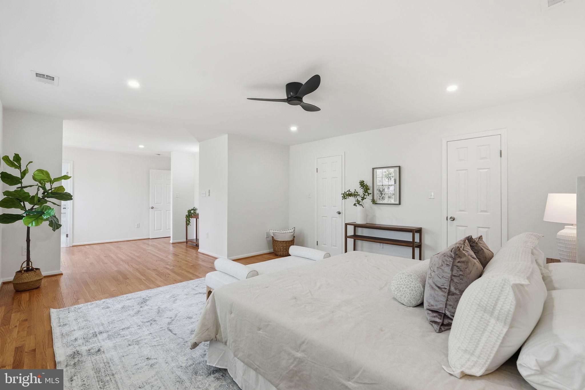 9416 MOUNT VERNON CIRCLE