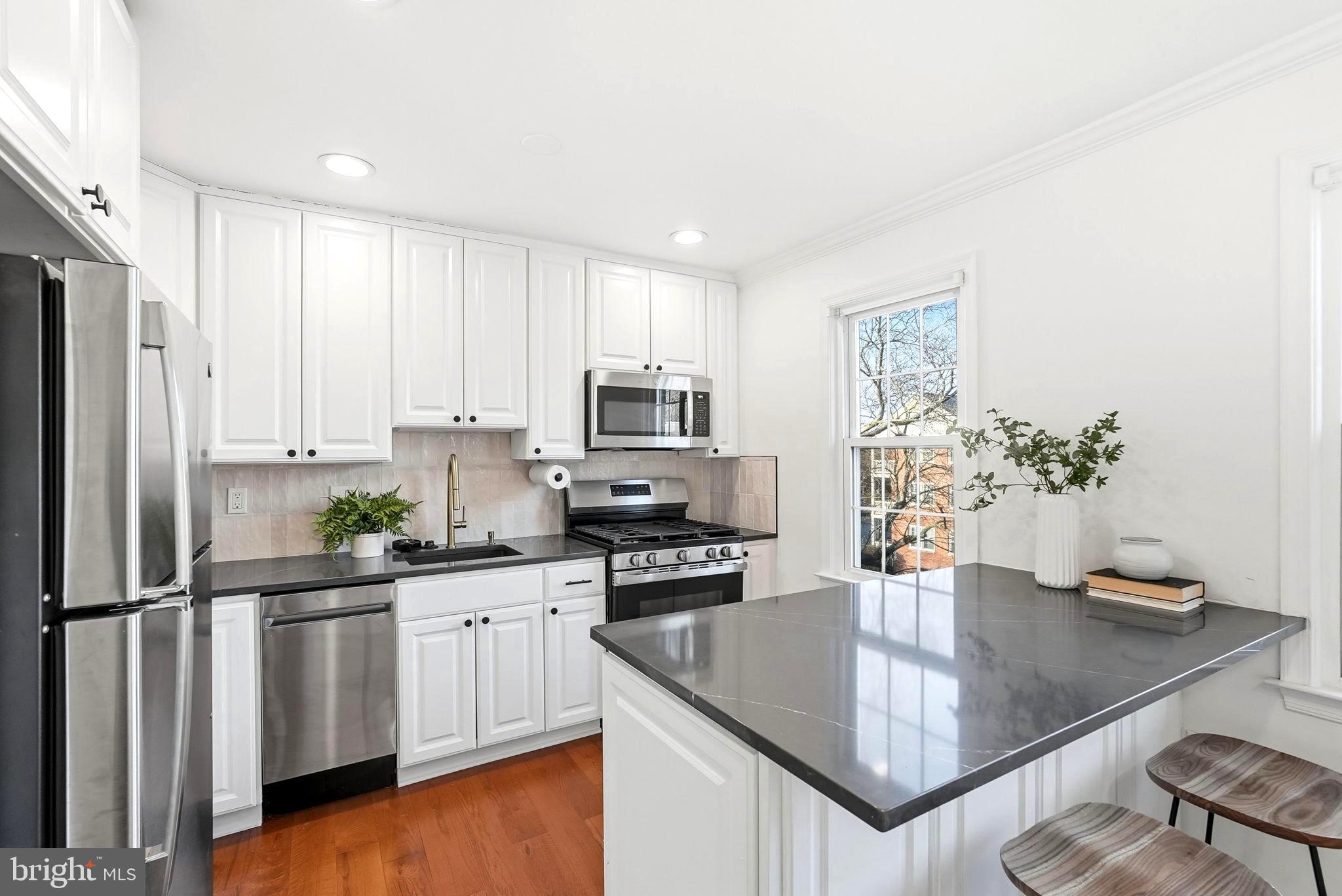 6625 10TH STREET C2