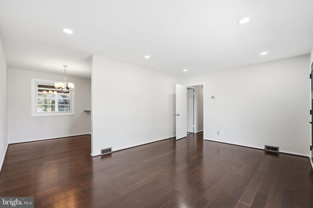 4811 WILBY COURT