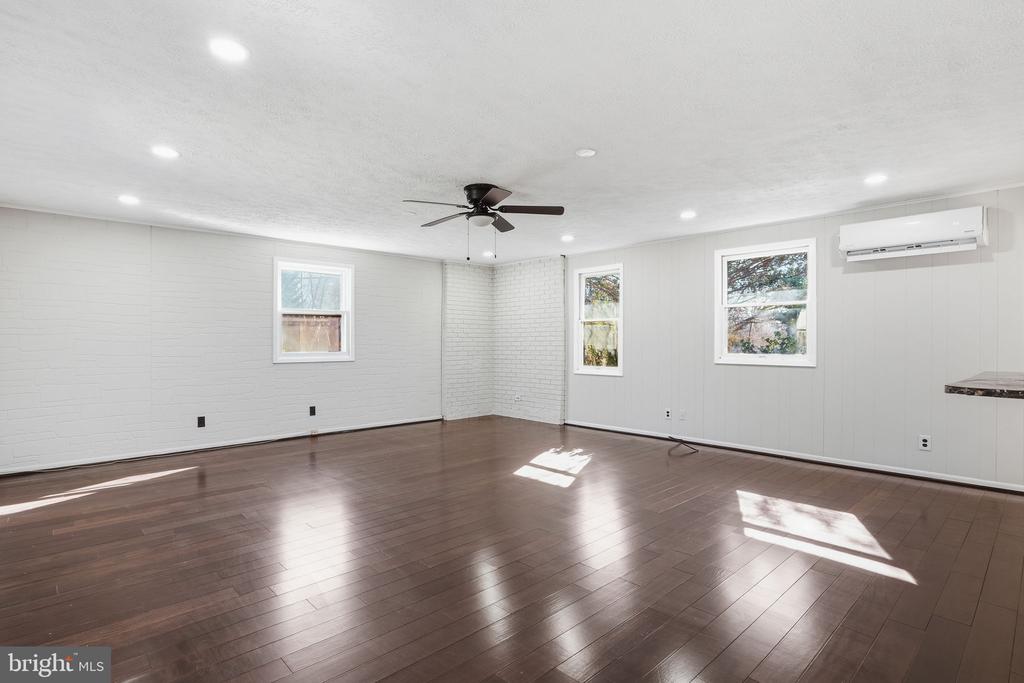 4811 WILBY COURT