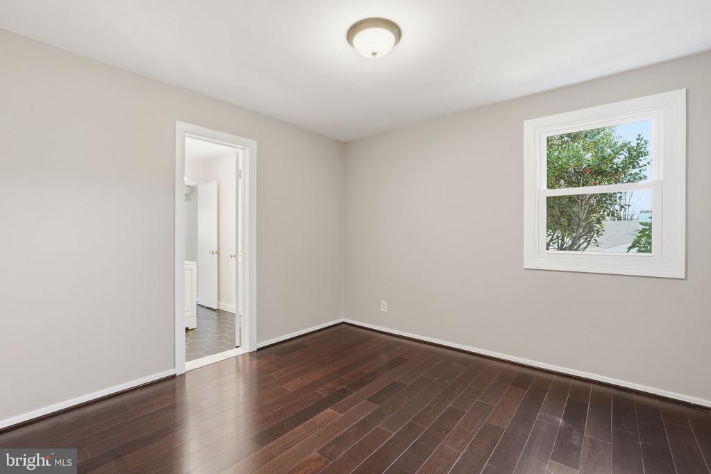 4811 WILBY COURT