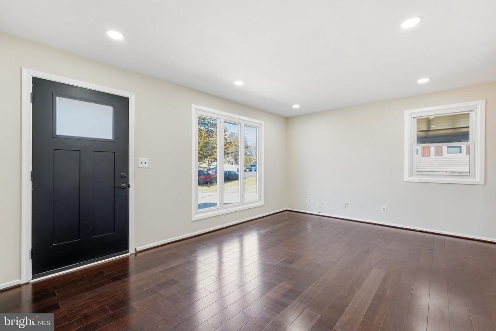 4811 WILBY COURT