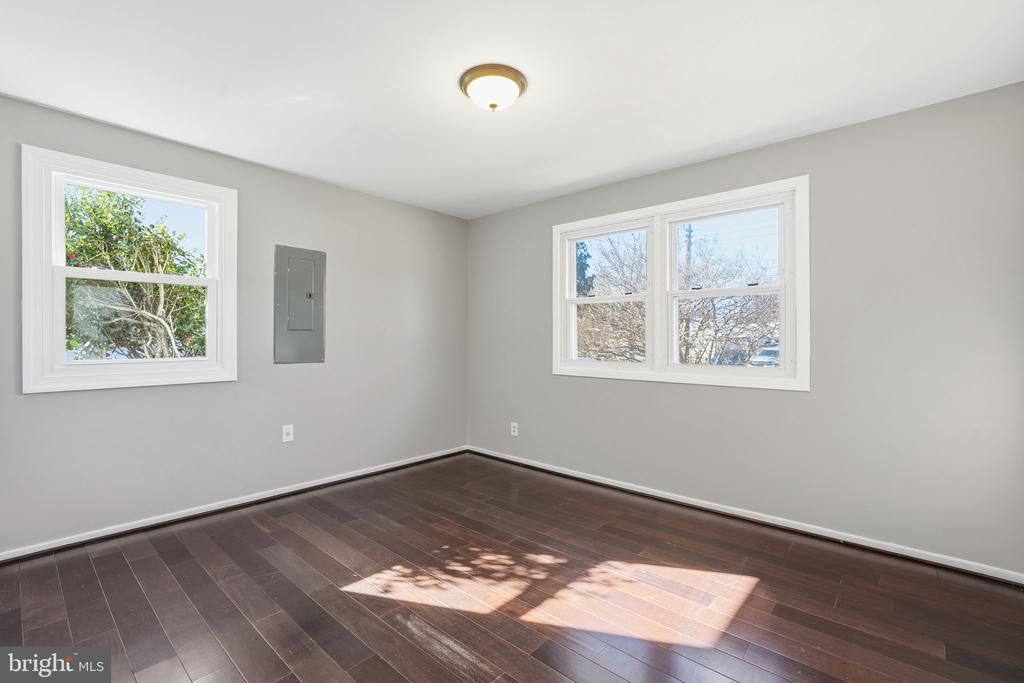 4811 WILBY COURT