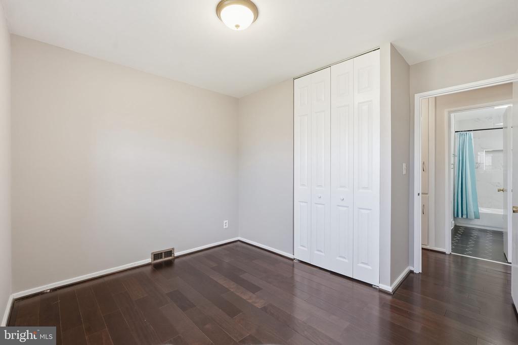 4811 WILBY COURT